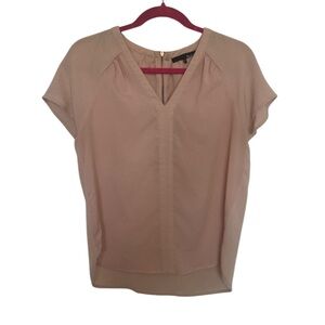 Ro&Do Women's Nude/Beige V-Neck Top